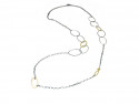 Collar largo combinado en cadena fina, con vagas ovales de plata satinada y  4 vagas de oro amarillo