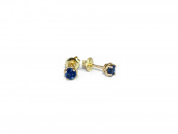 Yellow gold earrings with natural blue sapphire.