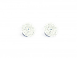 2 Loose plates in glossy white and rhodium-plated in white.