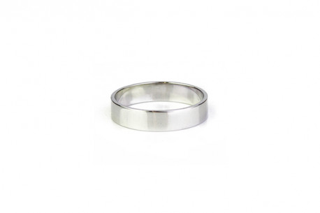 White gold, flat and smooth wedding ring.