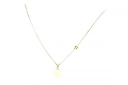 Yellow gold chain with a plate and a side brilliant with a round mouth