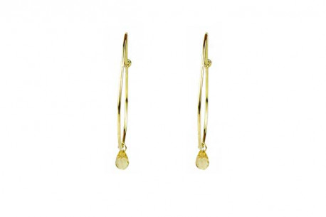 Yellow gold thread earring with a briocheta-cut citrine pendant, teardrop shape.
