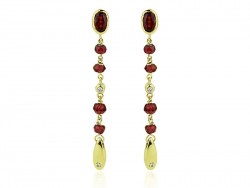 Earrings yellow gold, garnets, with bright teardrop.