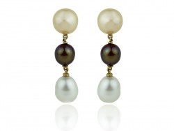 Gold earrings and pearls