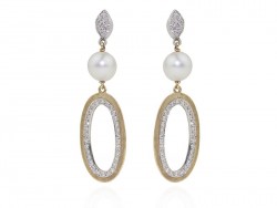 Gold earrings, pearls and diamonds.