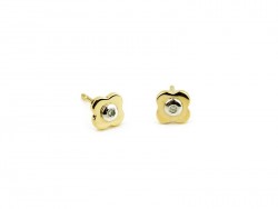 Pendientes de oro y brillantes.