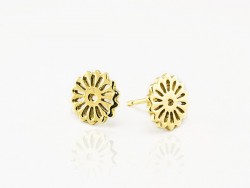 Pendientes de oro amarillo en forma de flor.