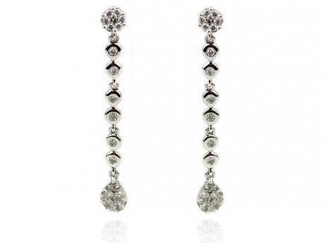 Pendientes de oro blanco con perlas y brillantes.