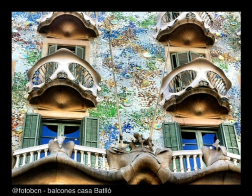 Joyas sobre la Obra de Gaudí, Sagrada Familia, la Pedrera, Casa Batlló en Oro o en plata.